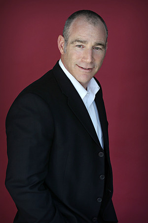 Headshot10